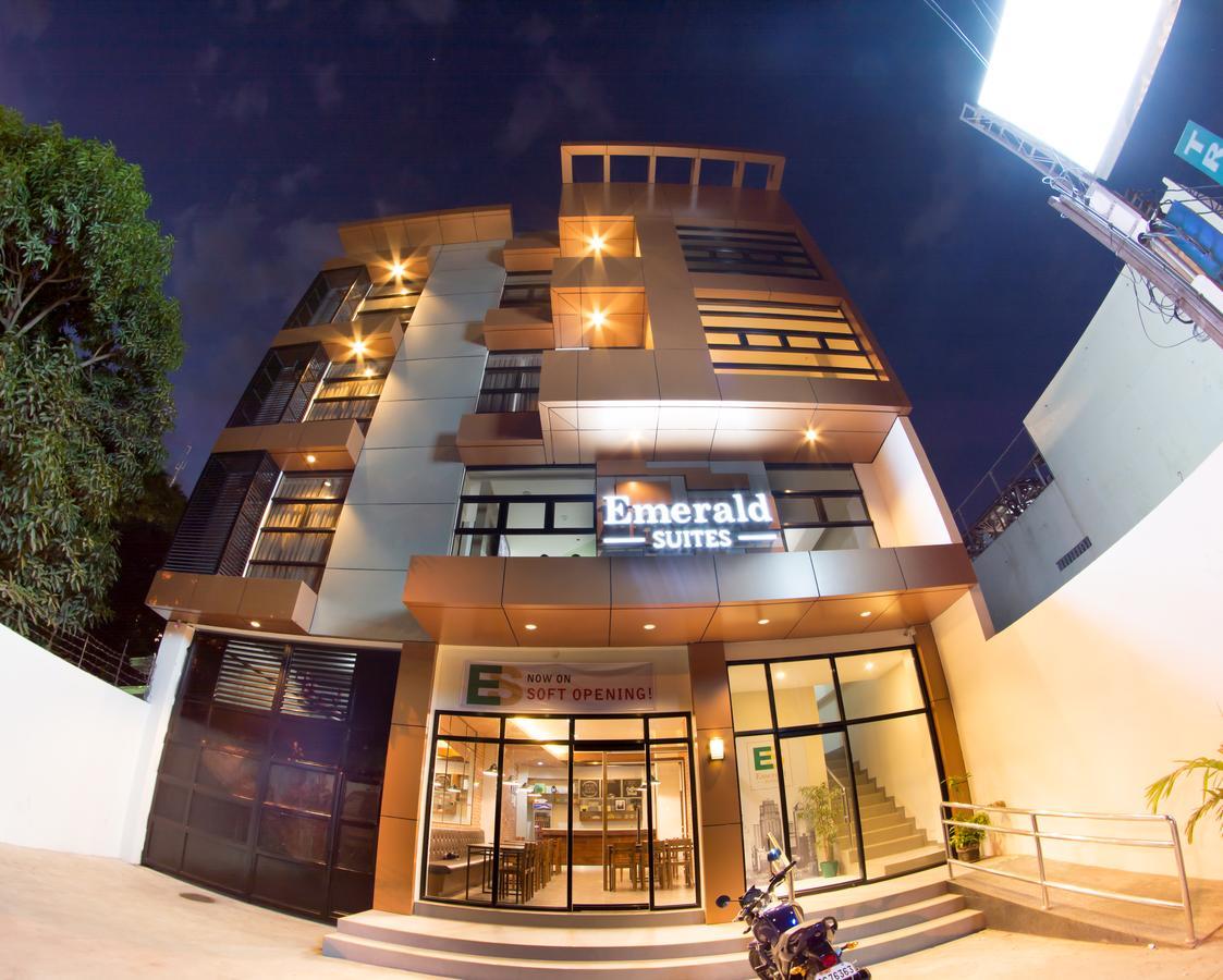 Emerald Suites Cdo Cagayan de Oro Eksteriør billede