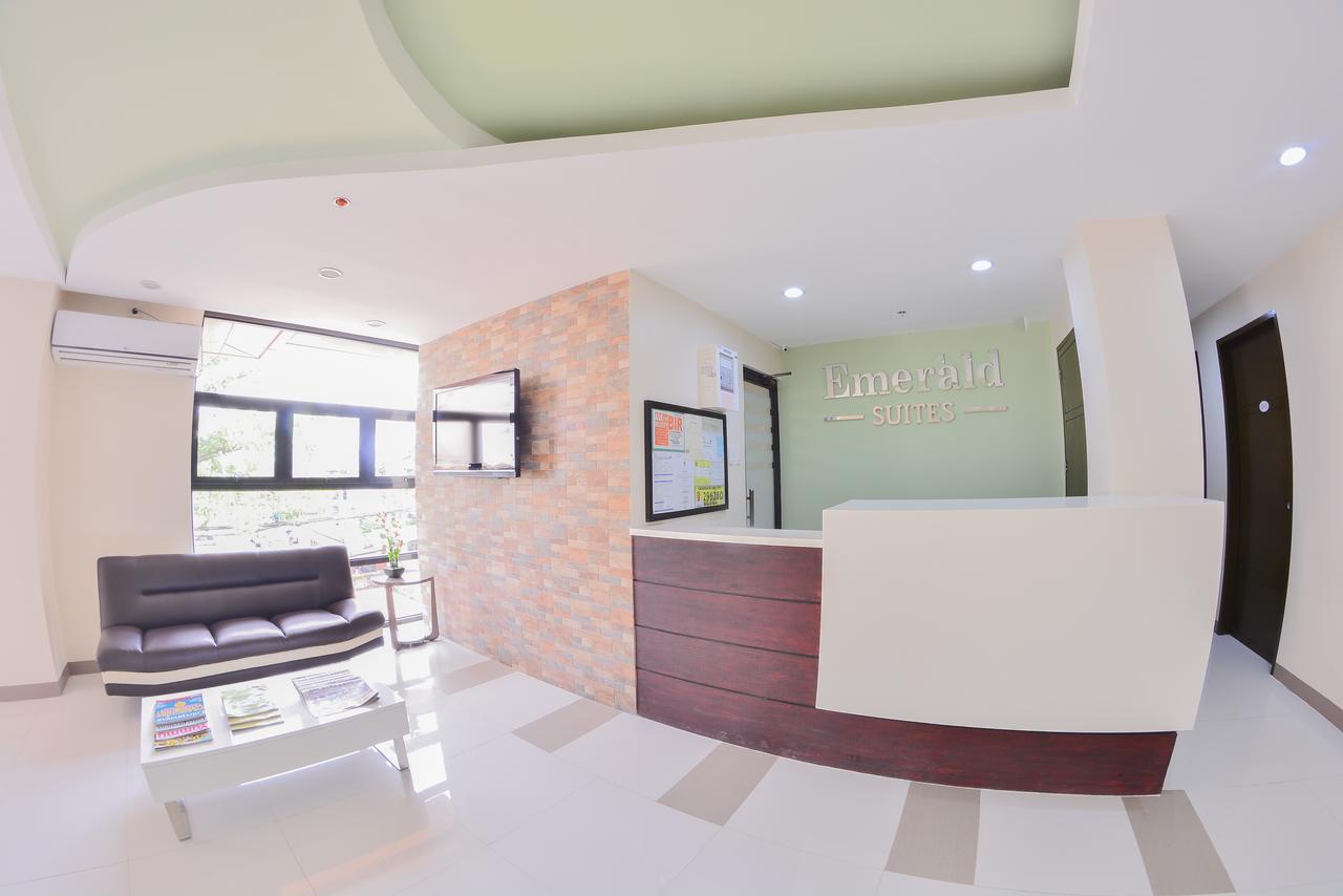 Emerald Suites Cdo Cagayan de Oro Eksteriør billede