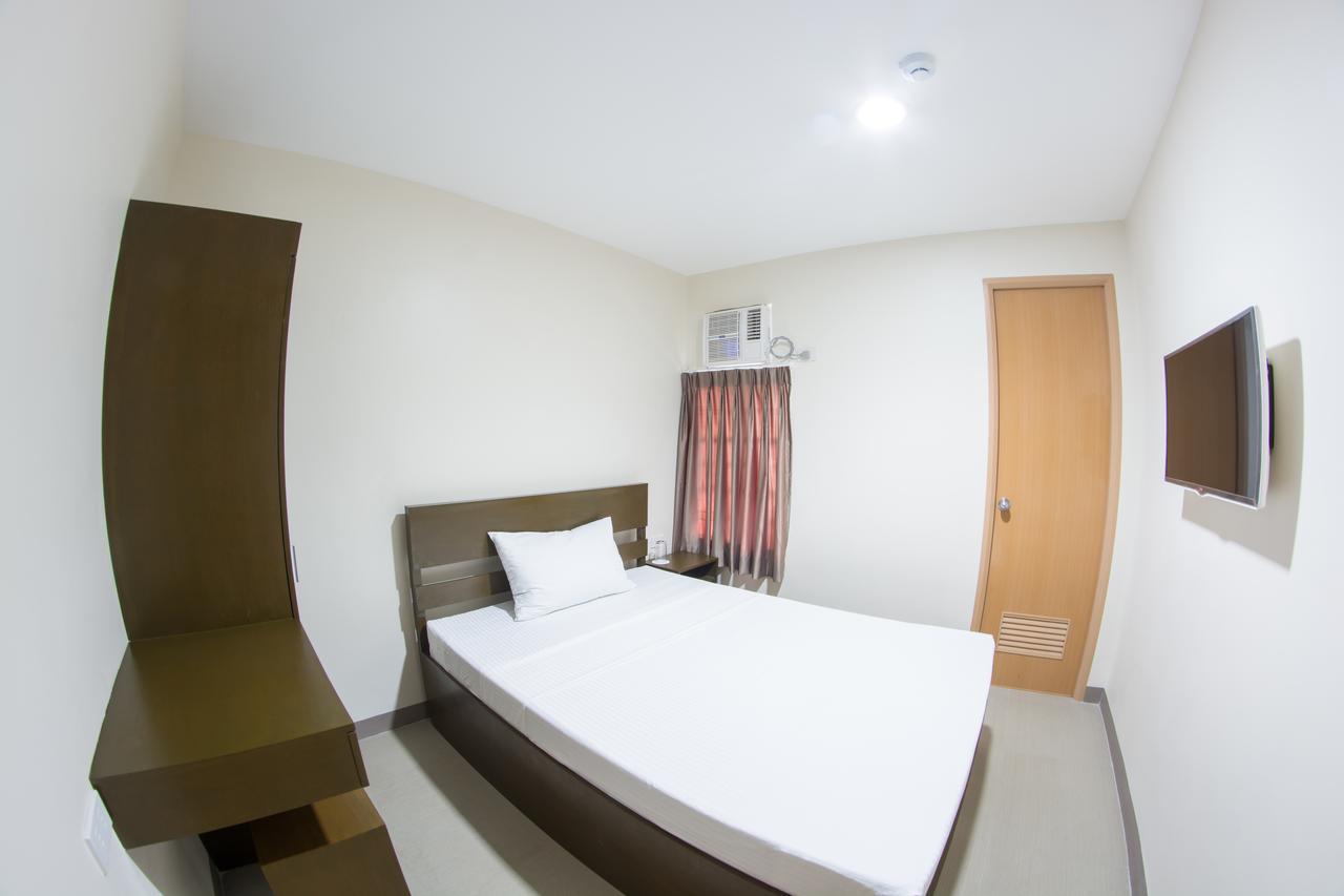 Emerald Suites Cdo Cagayan de Oro Værelse billede