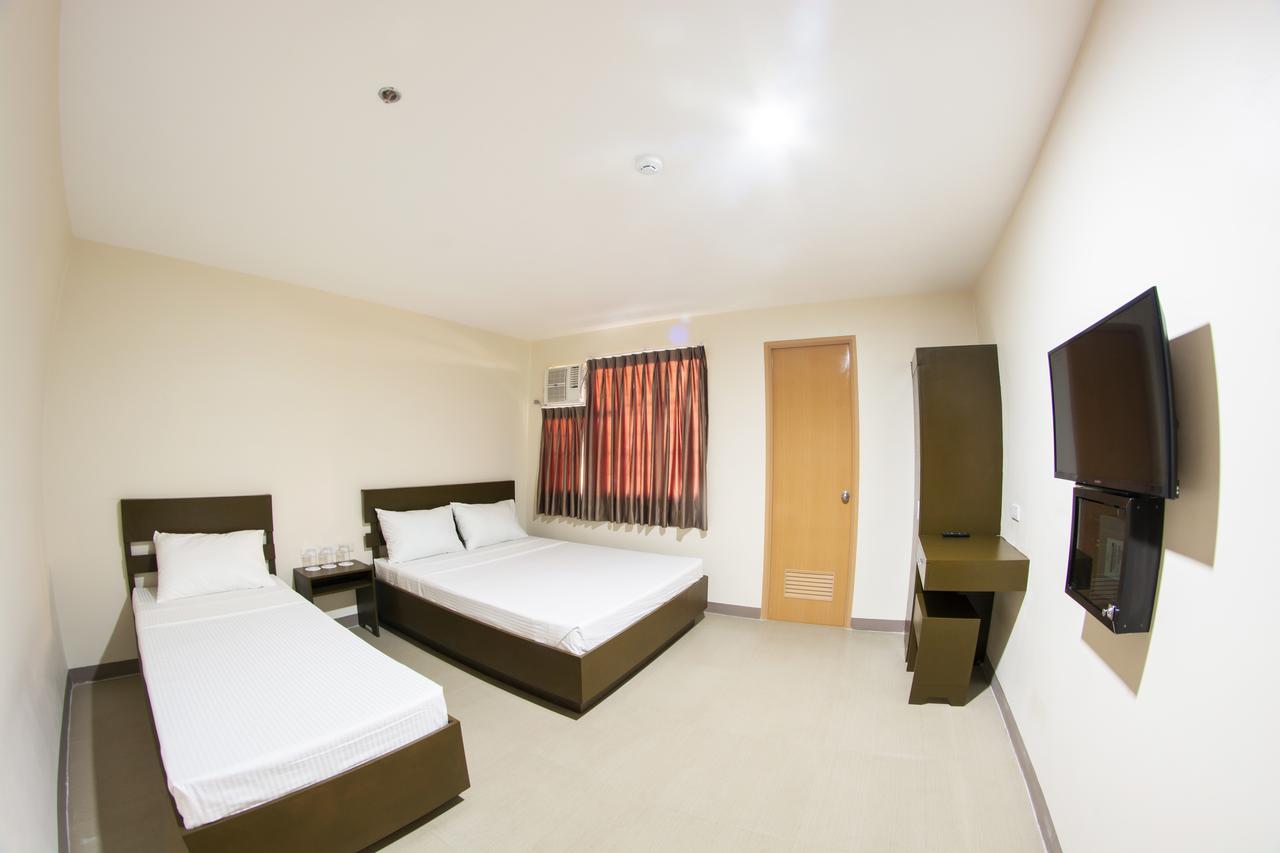 Emerald Suites Cdo Cagayan de Oro Værelse billede